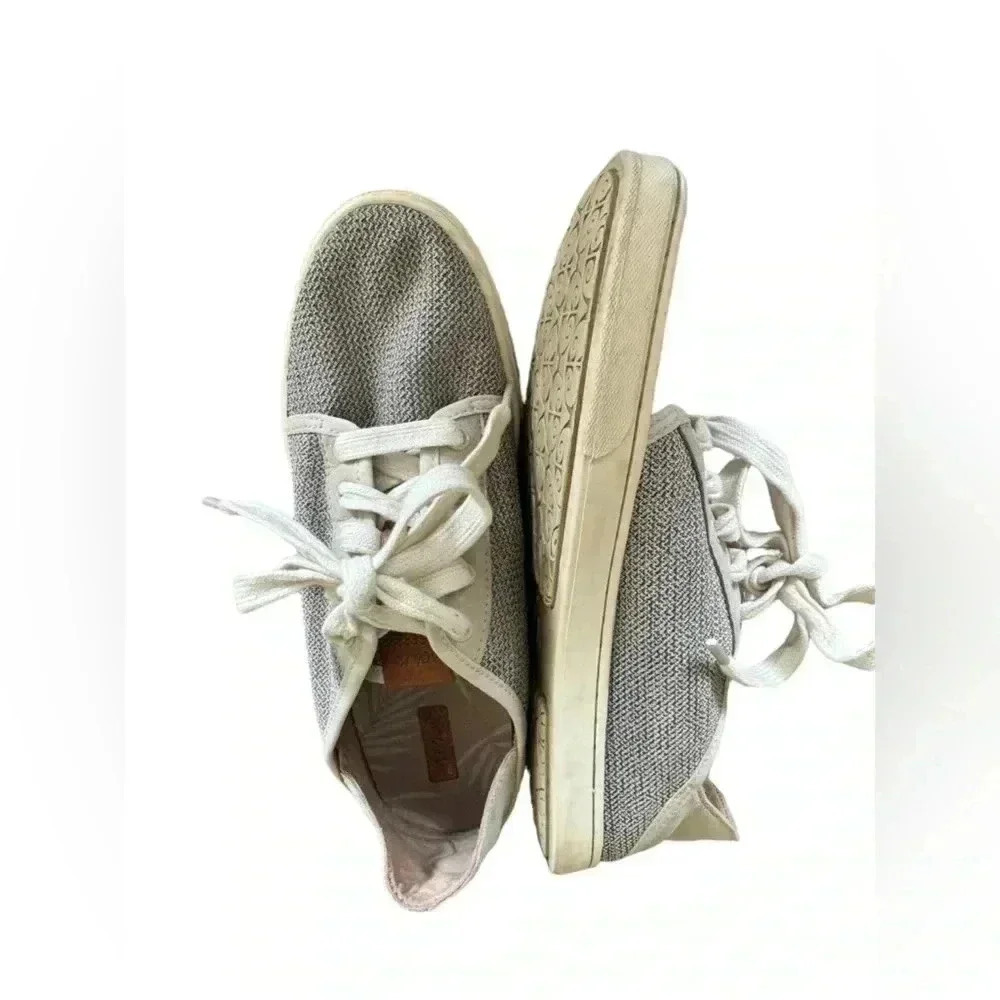 Olukai women’s Pehuea Lī sneaker tan - Picture 4 of 14